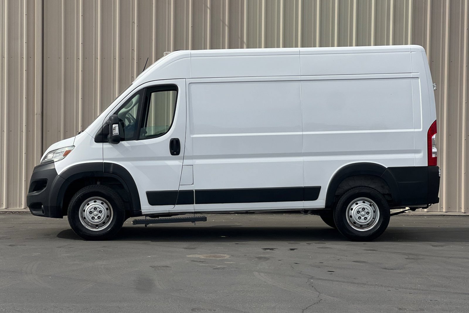 Used 2023 RAM ProMaster 1500 w/ LED Premium FWD image 10