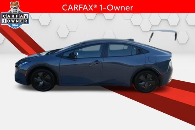 Used 2025 Toyota Prius Plug-In Hybrid FWD image 2