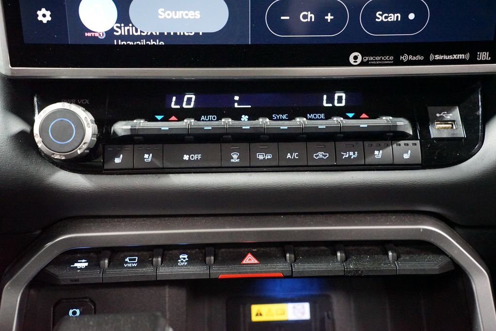 Used 2023 Toyota Tundra Platinum image 22