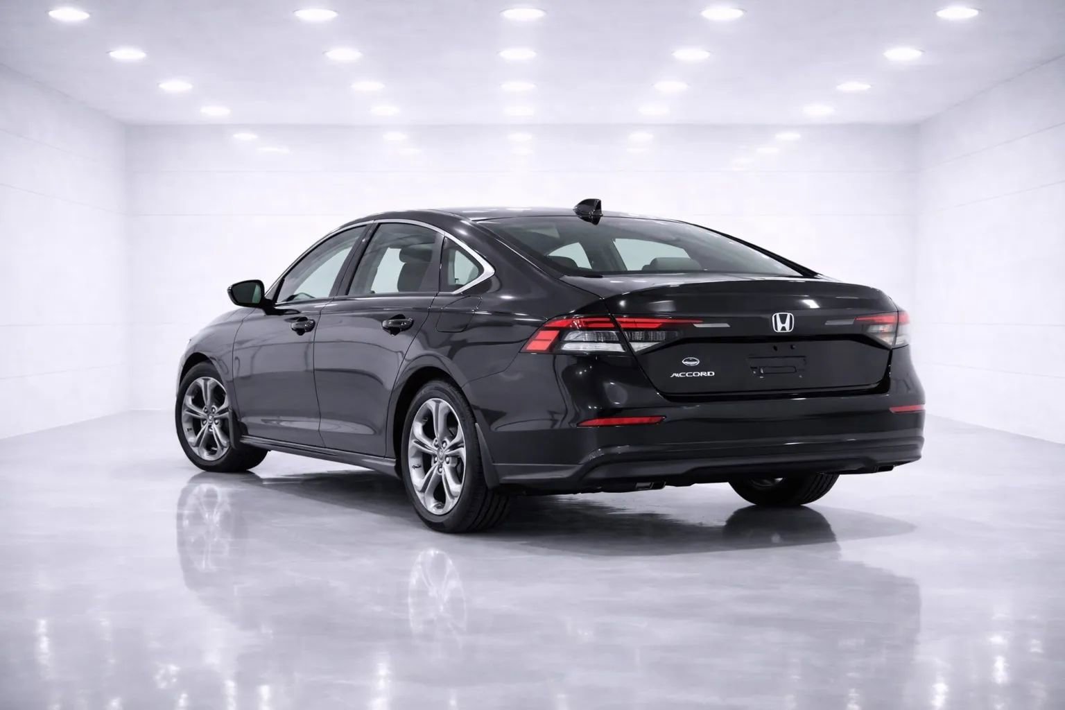 Used 2023 Honda Accord EX image 3