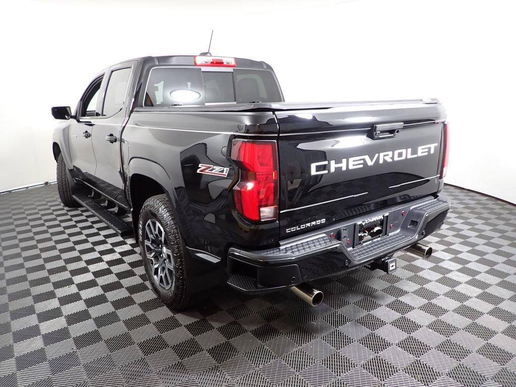 Used 2026 Chevrolet Colorado Z71 AWD/4WD image 14