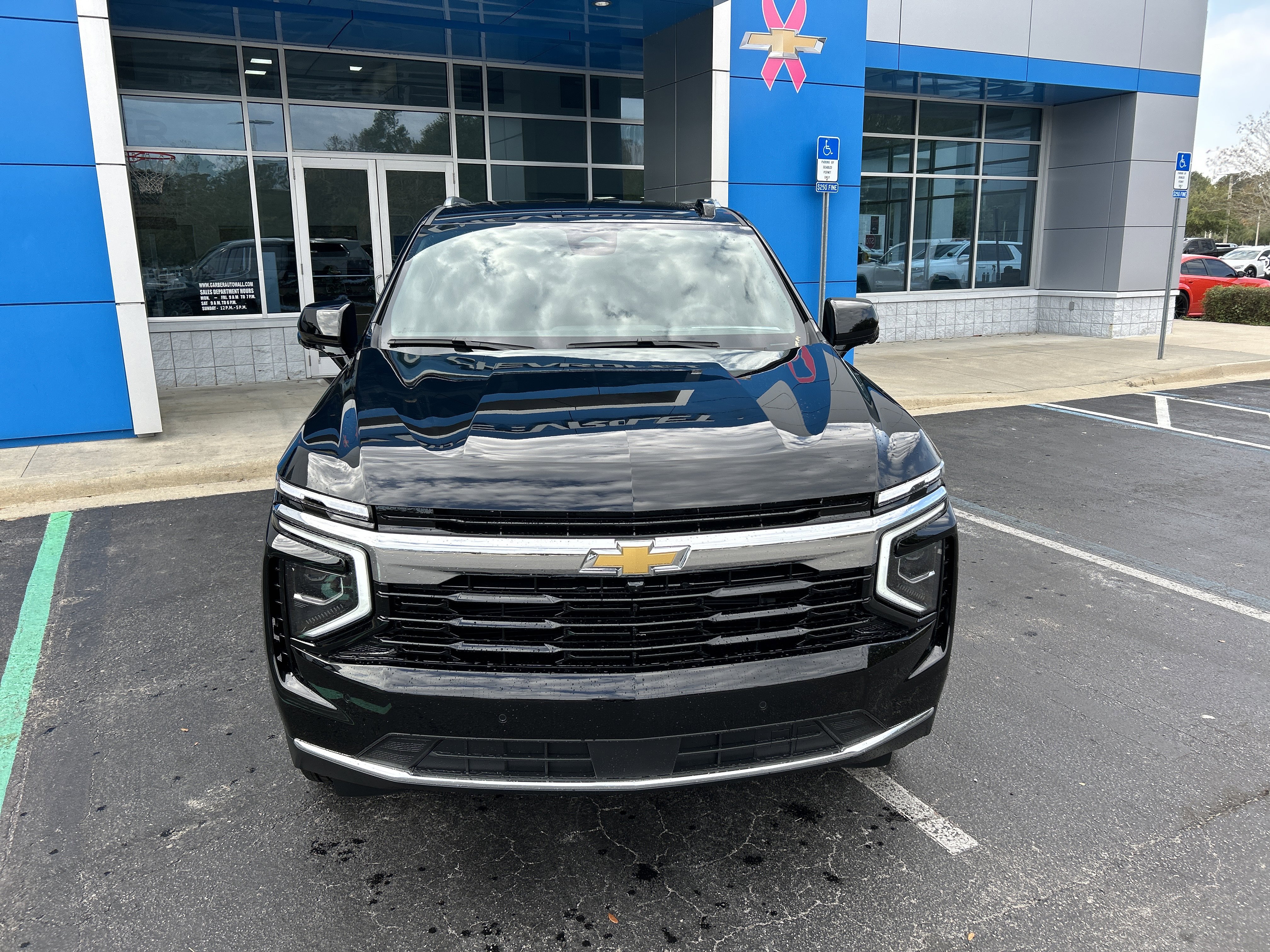 New 2026 Chevrolet Tahoe LS image 3