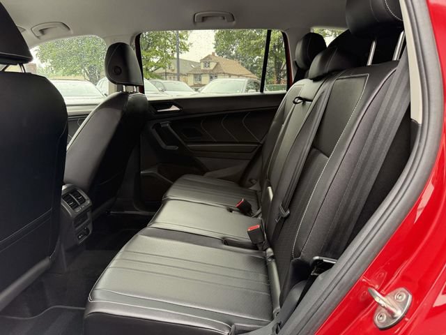 Certified 2024 Volkswagen Tiguan SE AWD/4WD image 13