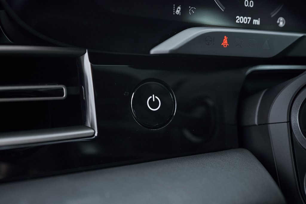 Used 2025 Porsche Taycan Turbo S w/ Premium Package image 55