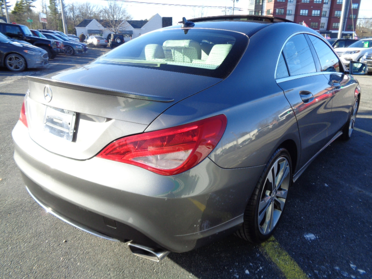 Used 2015 Mercedes-Benz CLA 250 image 16