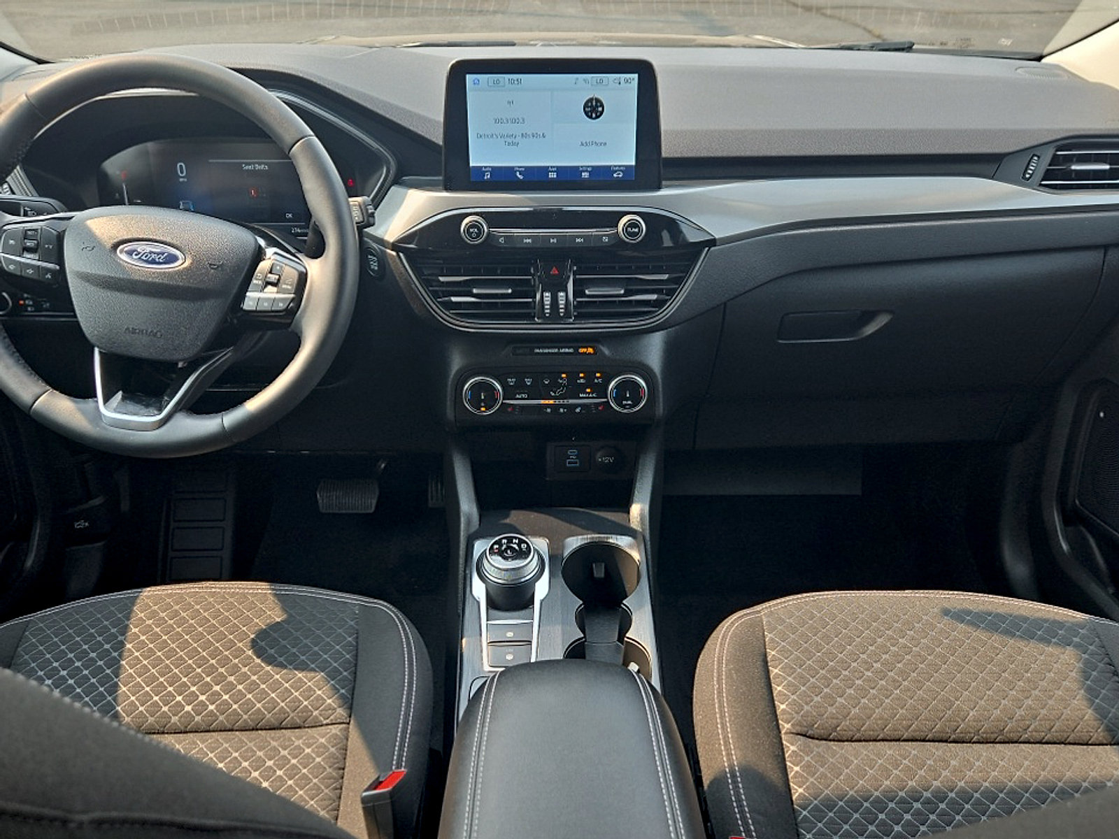 Certified 2023 Ford Escape Active AWD/4WD image 9