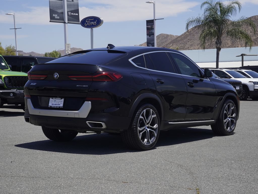Used 2022 BMW X6 xDrive40i w/ Parking Assistance Package AWD/4WD image 4