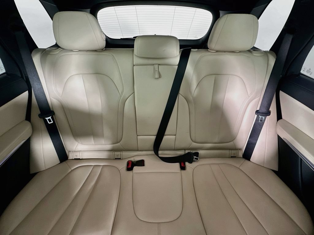 Used 2022 BMW X5 sDrive40i w/ Premium Package RWD image 13