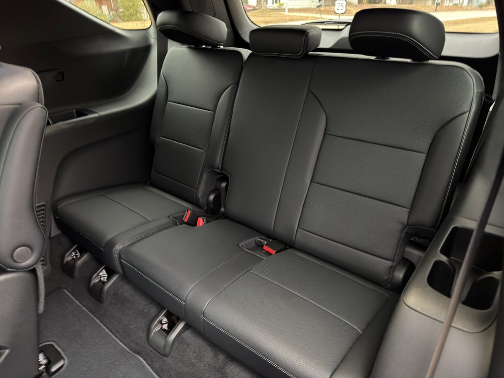 New 2026 Chevrolet Traverse LT image 18
