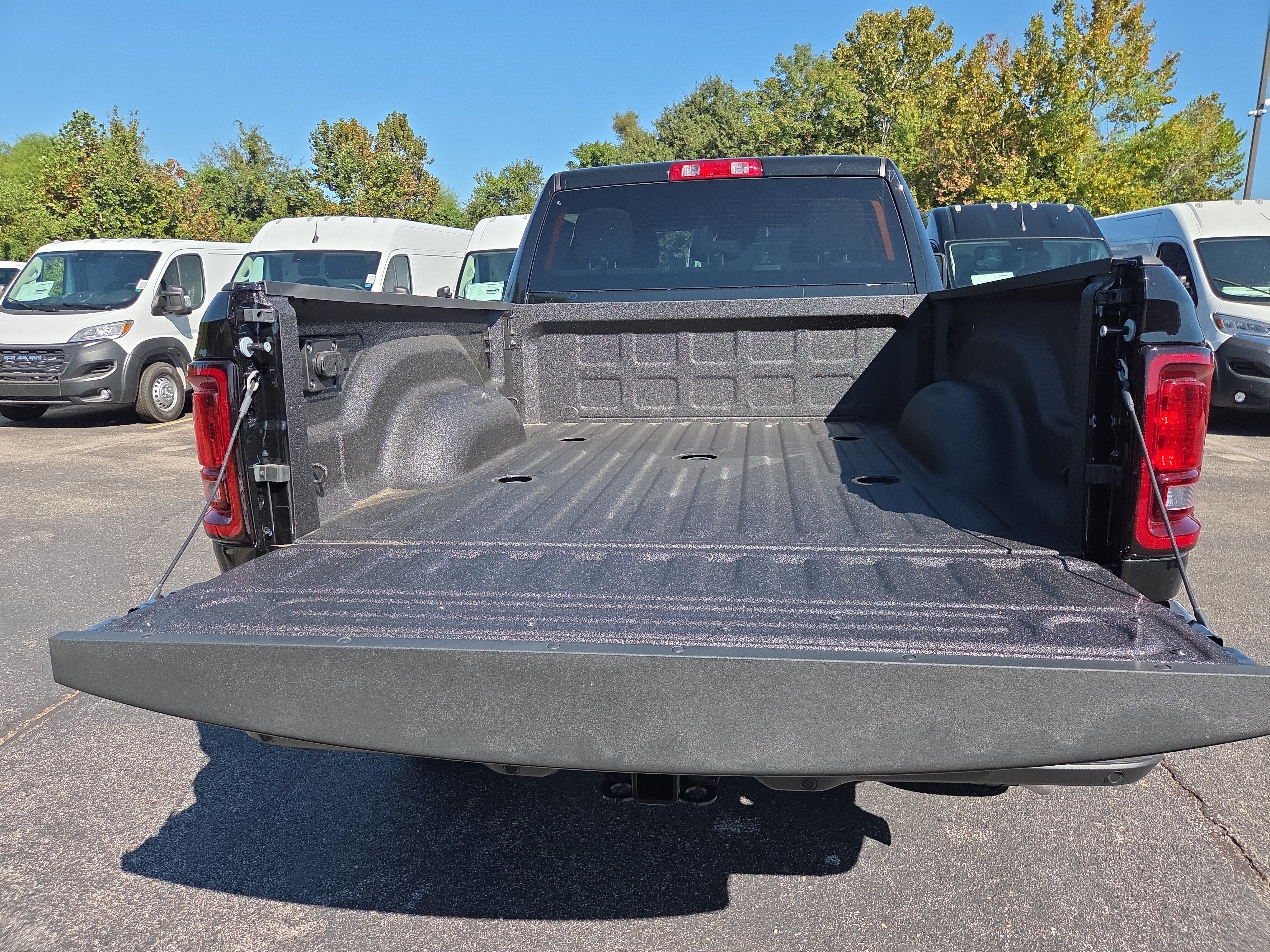 New 2027 RAM 2500 Big Horn AWD/4WD image 8