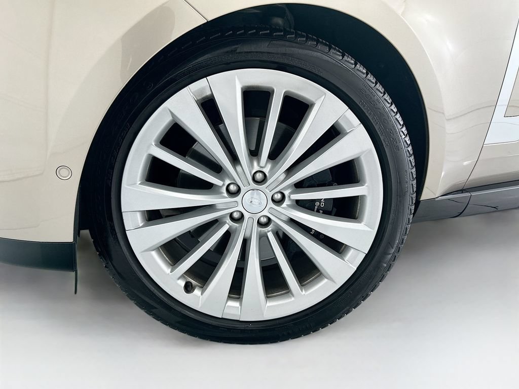Certified 2023 Land Rover Range Rover First Edition AWD/4WD image 29
