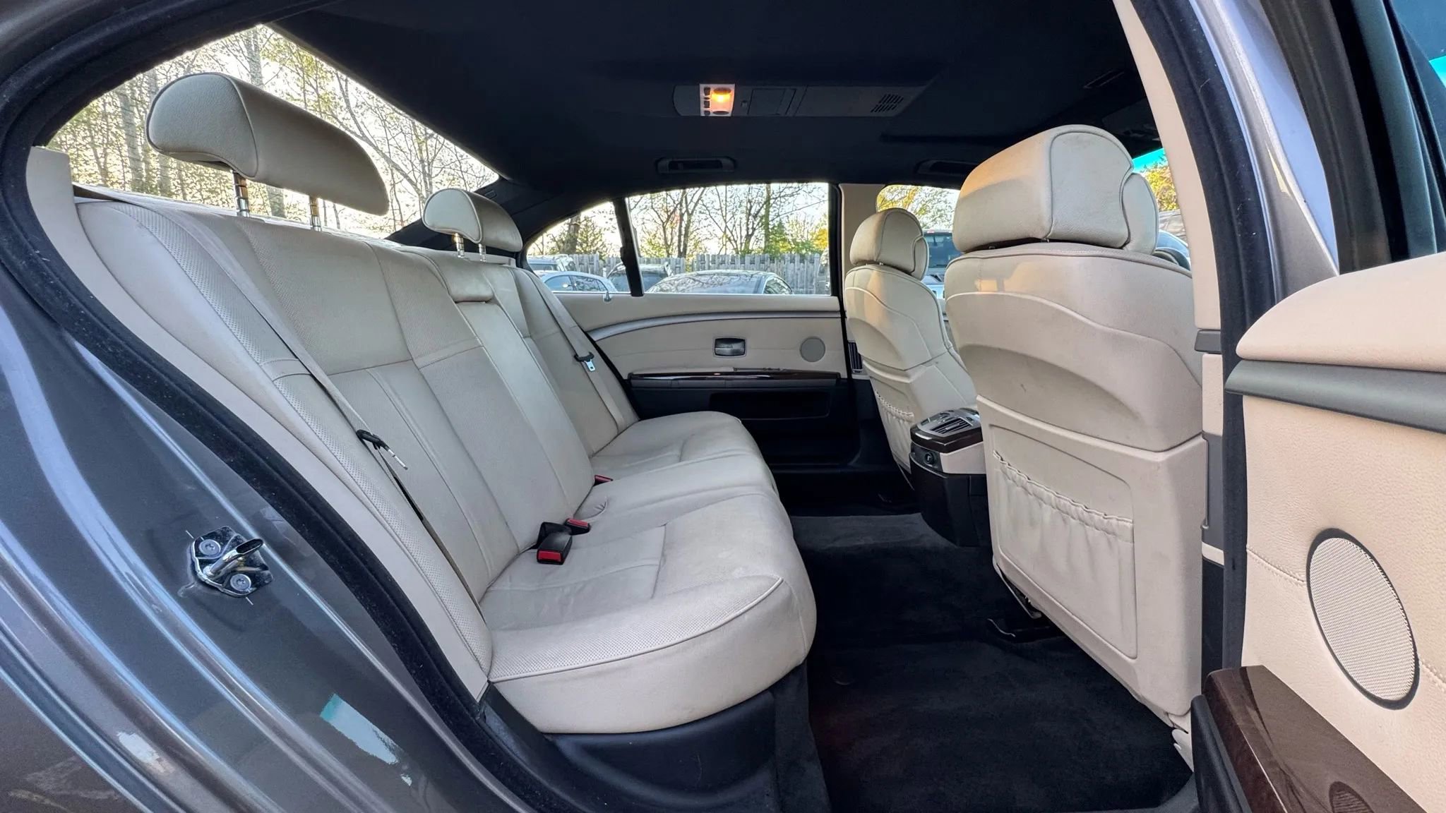 Used 2006 BMW 750Li image 23