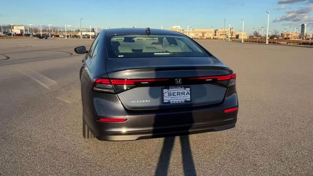 Used 2023 Honda Accord EX image 7