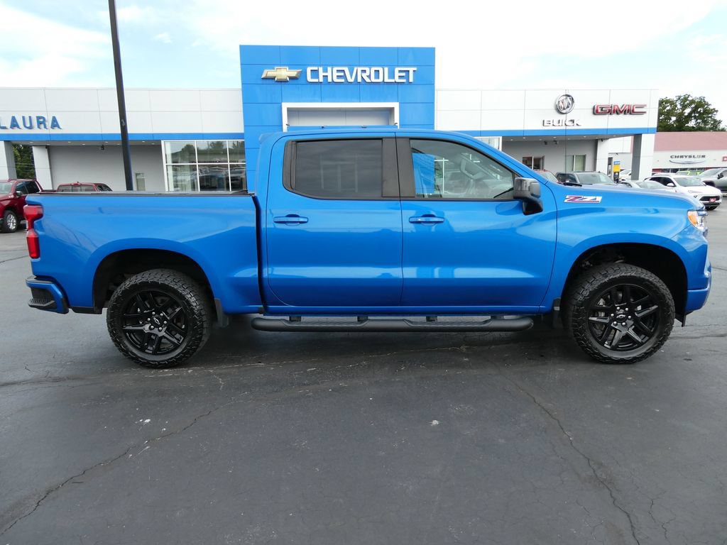 Certified 2023 Chevrolet Silverado 1500 RST w/ Z71 Off-Road Package AWD/4WD image 4
