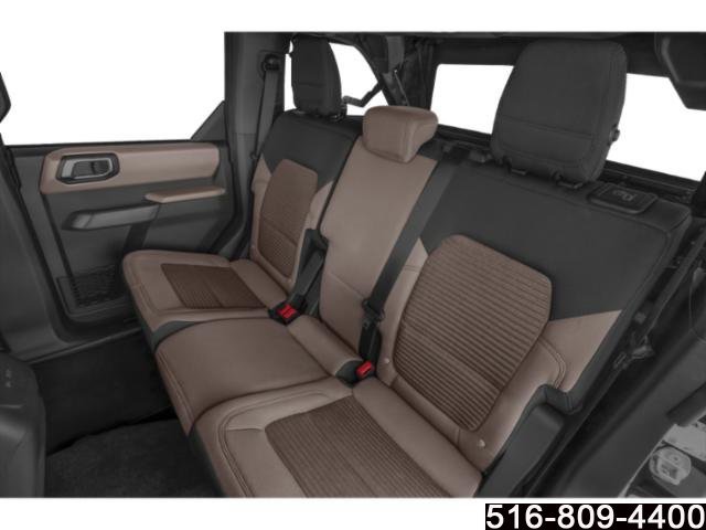 Used 2022 Ford Bronco Outer Banks w/ Sasquatch Package AWD/4WD image 14