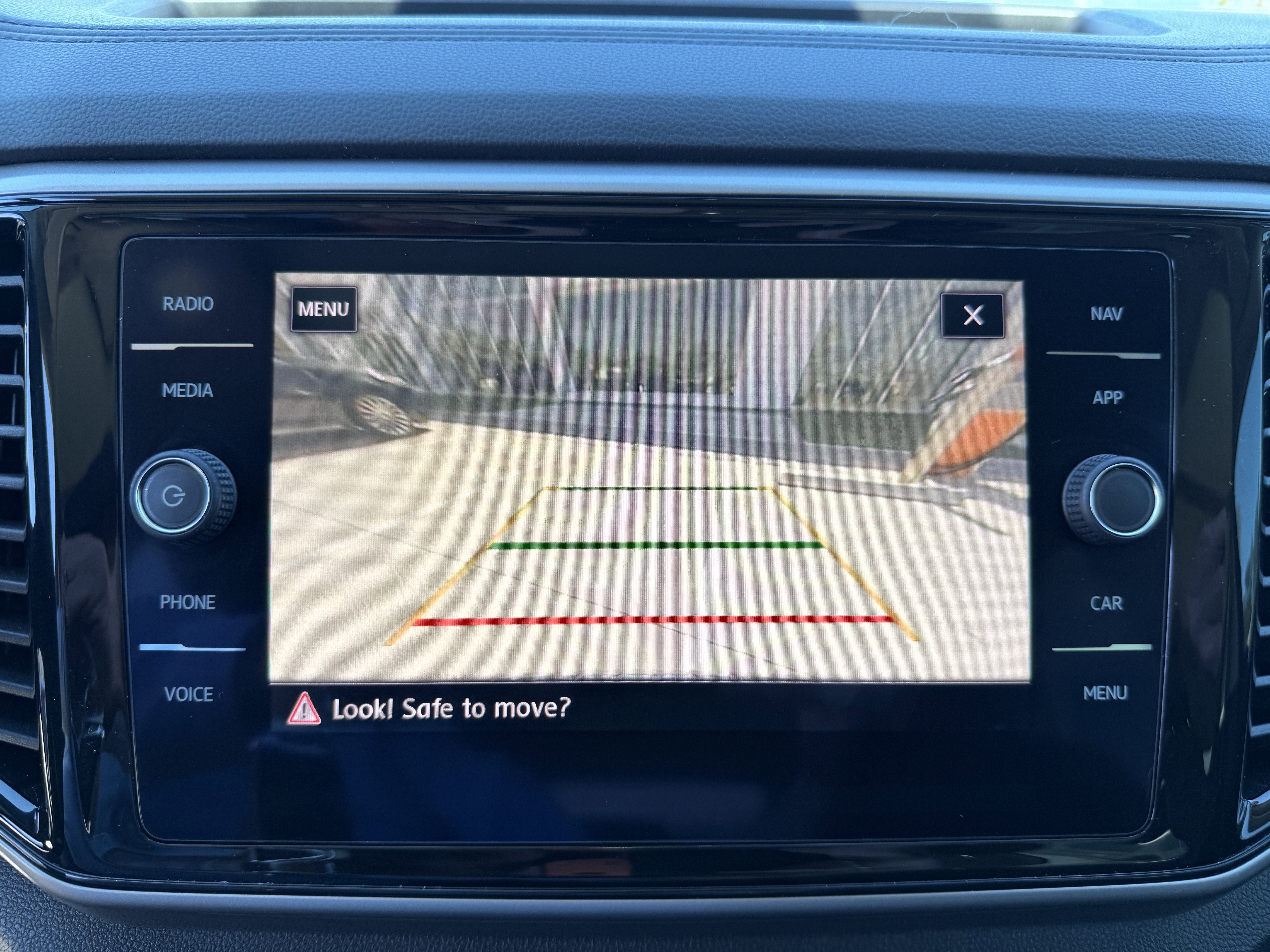 Used 2021 Volkswagen Atlas SEL Premium image 20