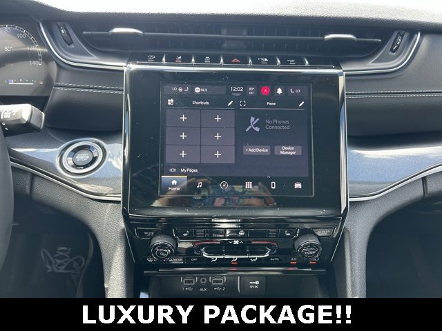 Used 2022 Jeep Grand Cherokee L Laredo w/ Luxury Tech Group I image 24