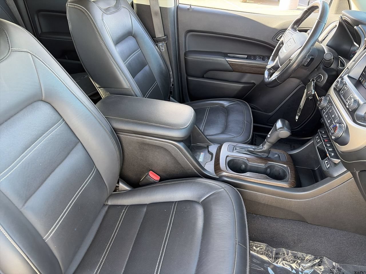 Used 2020 GMC Canyon Denali RWD image 10