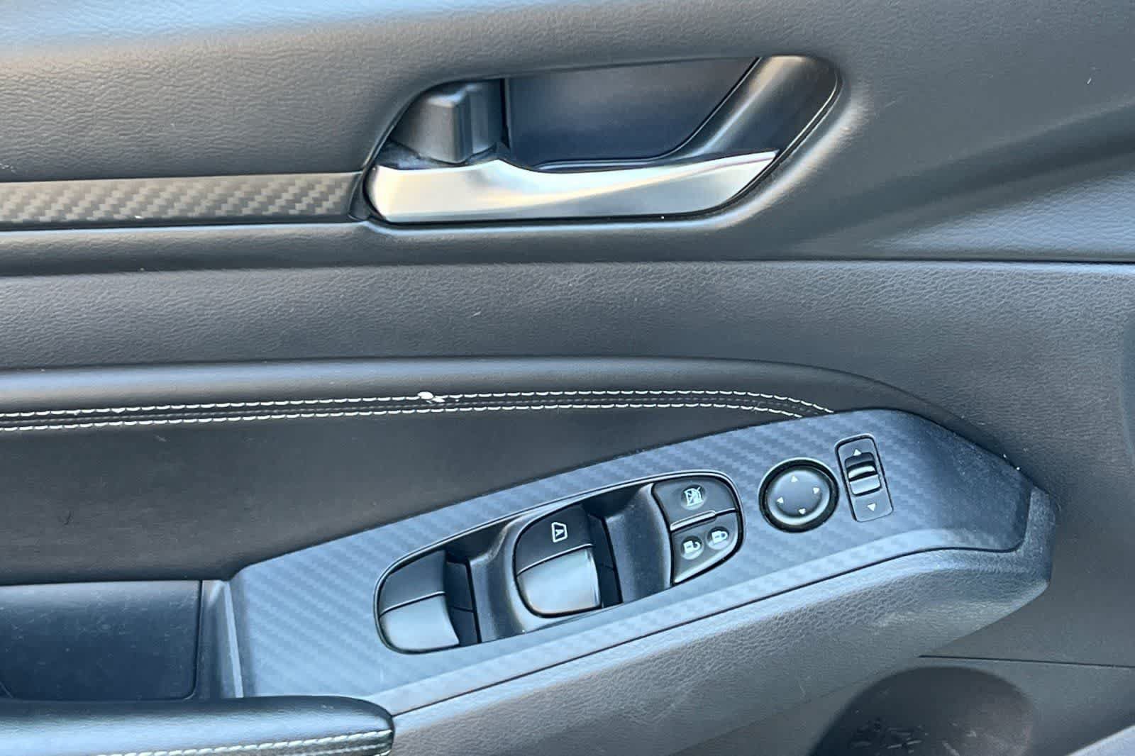 Used 2019 Nissan Altima 2.5 S FWD image 15