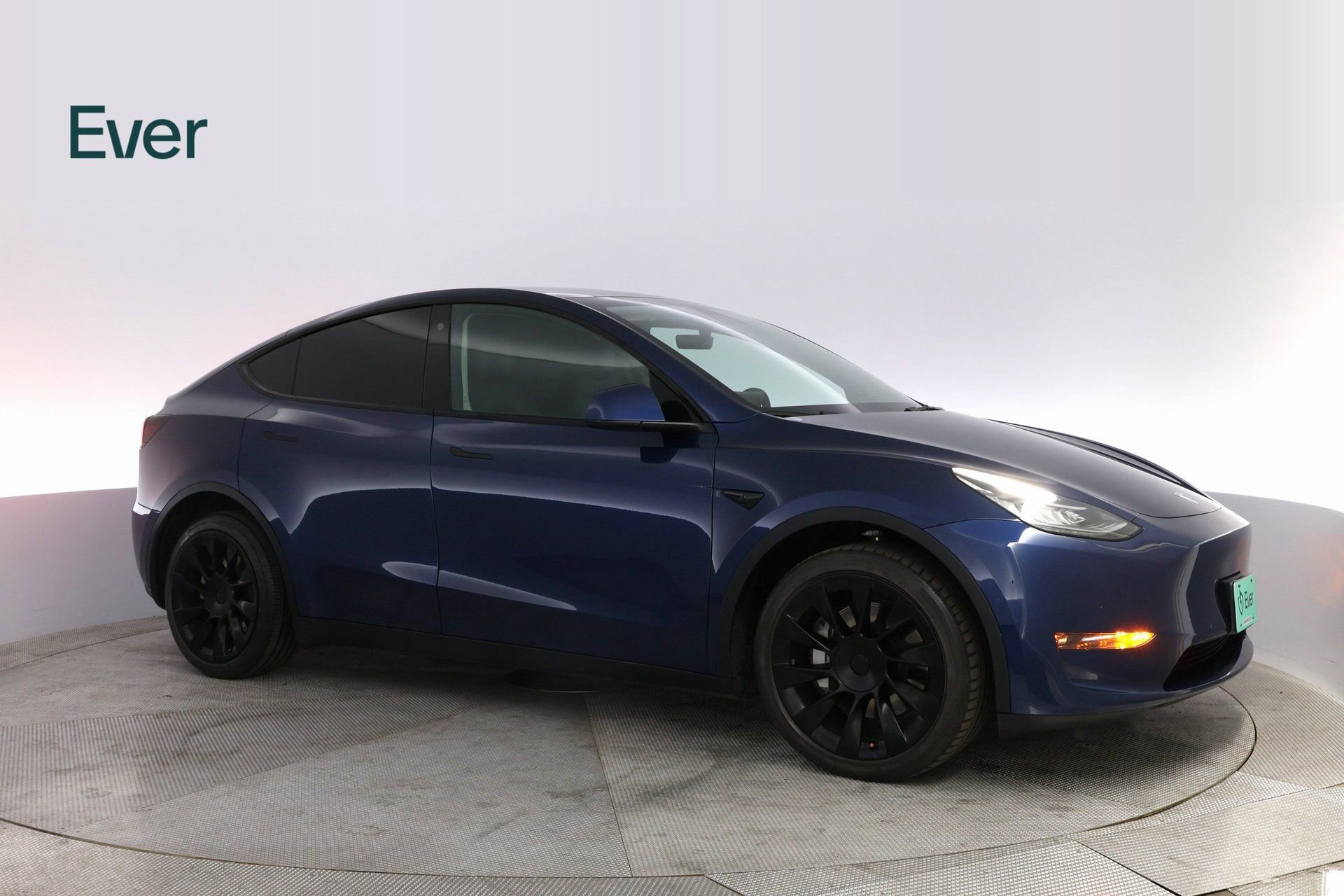 Used 2022 Tesla Model Y Long Range image 5