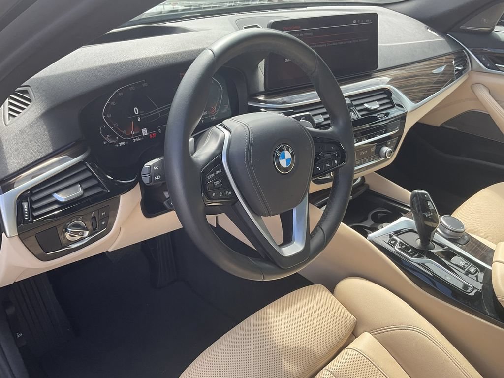Used 2021 BMW 530i RWD image 15