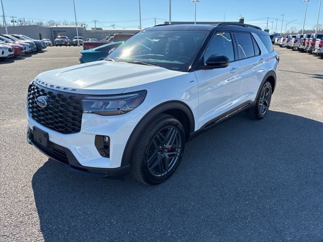 New 2026 Ford Explorer ST-Line w/ ST-Line Street Pack