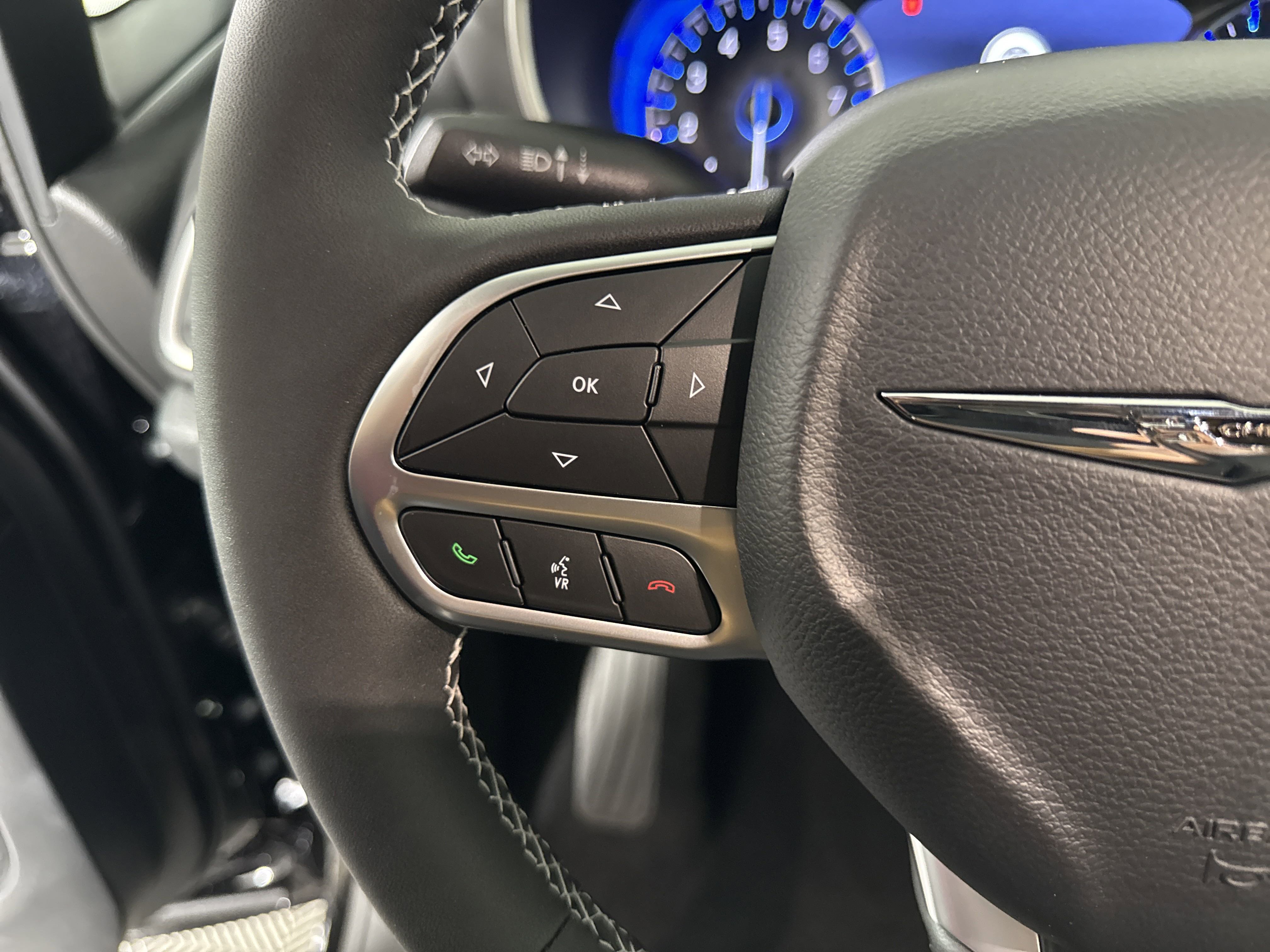 New 2026 Chrysler Voyager LX FWD image 17