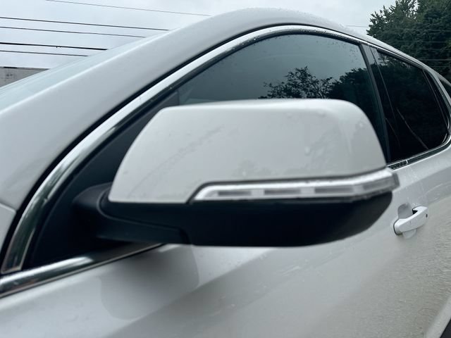 Used 2023 GMC Acadia SLE FWD image 51