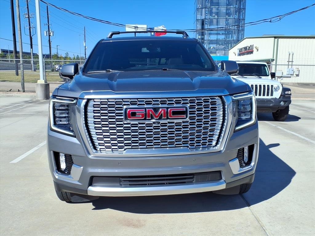 Used 2023 GMC Yukon Denali Ultimate image 10