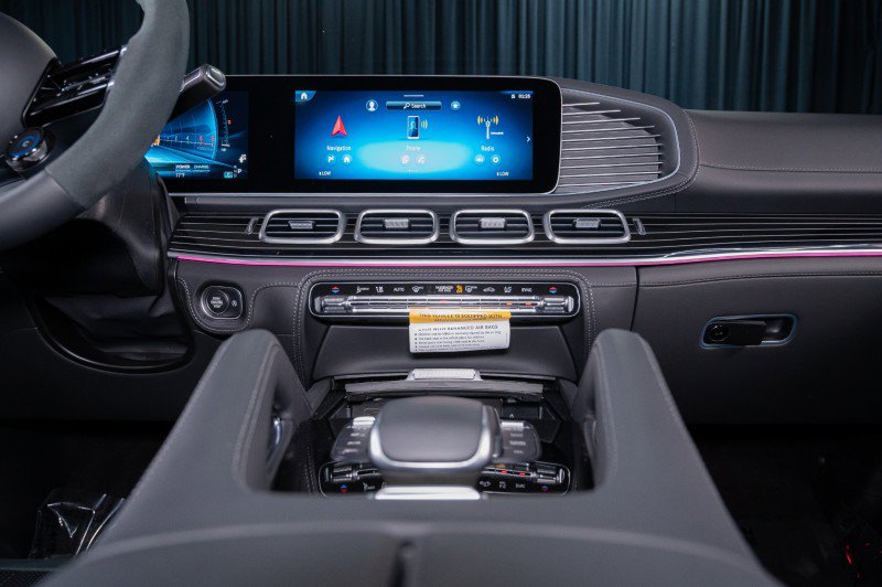 New 2026 Mercedes-Benz GLE 53 AMG 4MATIC Coupe image 19