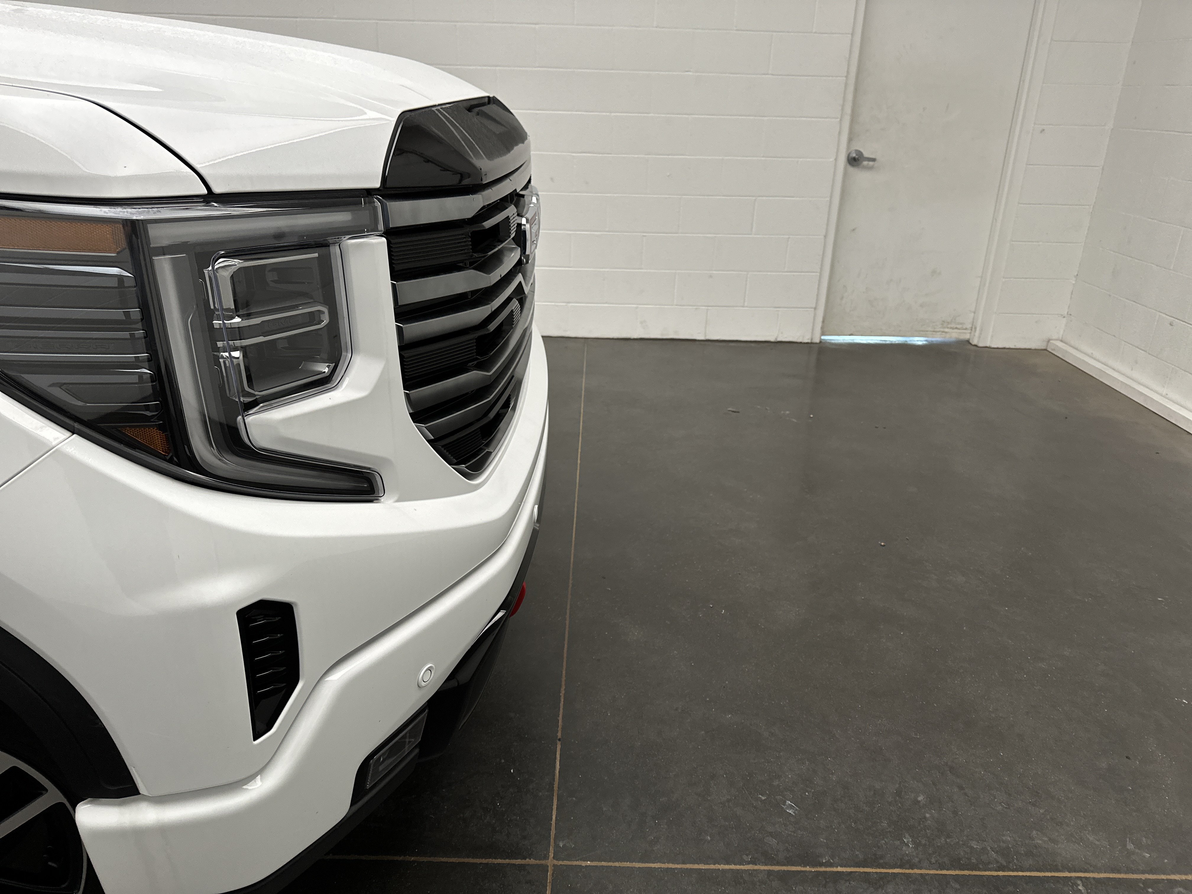 Used 2026 GMC Sierra 1500 AT4 w/ AT4 Premium Package AWD/4WD image 2