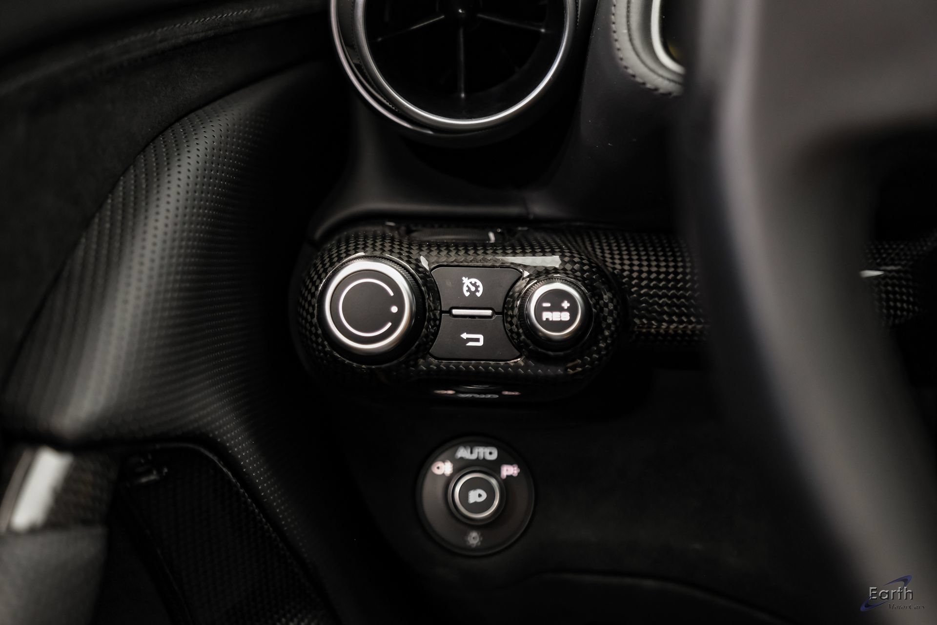 Used 2022 Ferrari 812 GTS RWD image 96