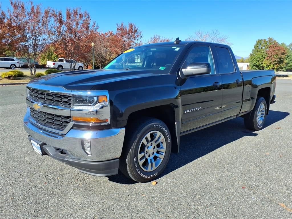 Used 2018 Chevrolet Silverado 1500 LT w/ All Star Edition image 16