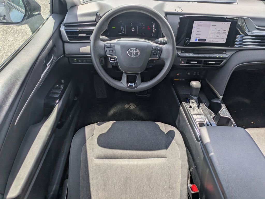 Used 2025 Toyota Camry LE FWD image 16