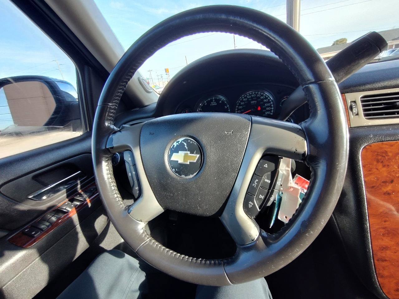 Used 2011 Chevrolet Suburban LT w/ Regional Value Package image 18