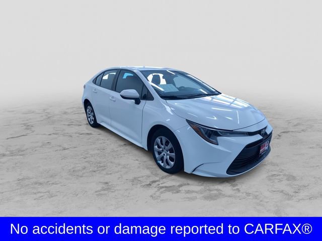 Used 2025 Toyota Corolla LE image 3
