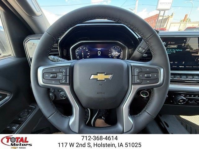 New 2026 Chevrolet Silverado 1500 LT w/ Z71 Off-Road Package AWD/4WD image 16