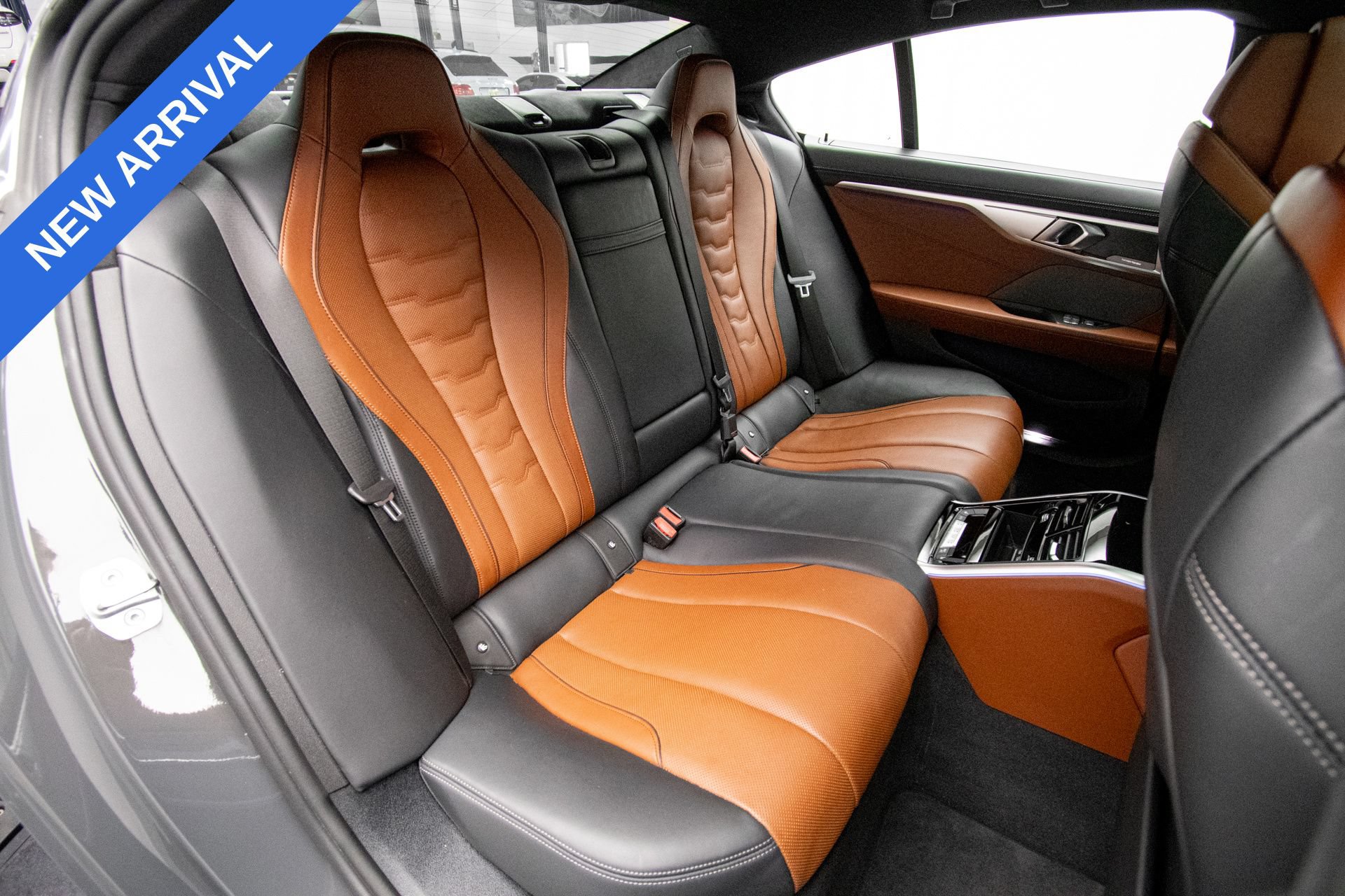 Used 2024 BMW ALPINA B8 xDrive Gran Coupe AWD/4WD image 18