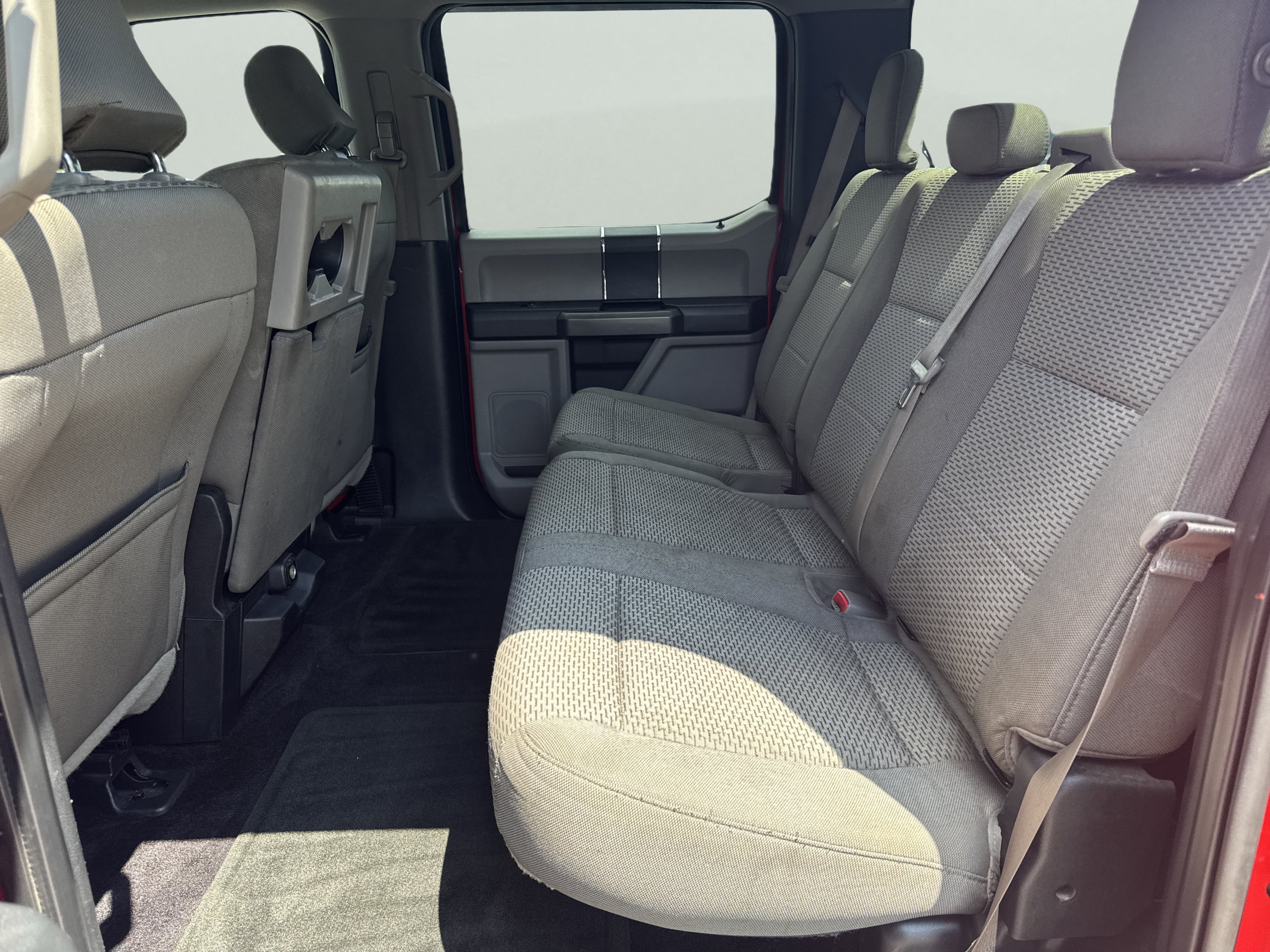 Used 2016 Ford F150 XLT AWD/4WD image 18