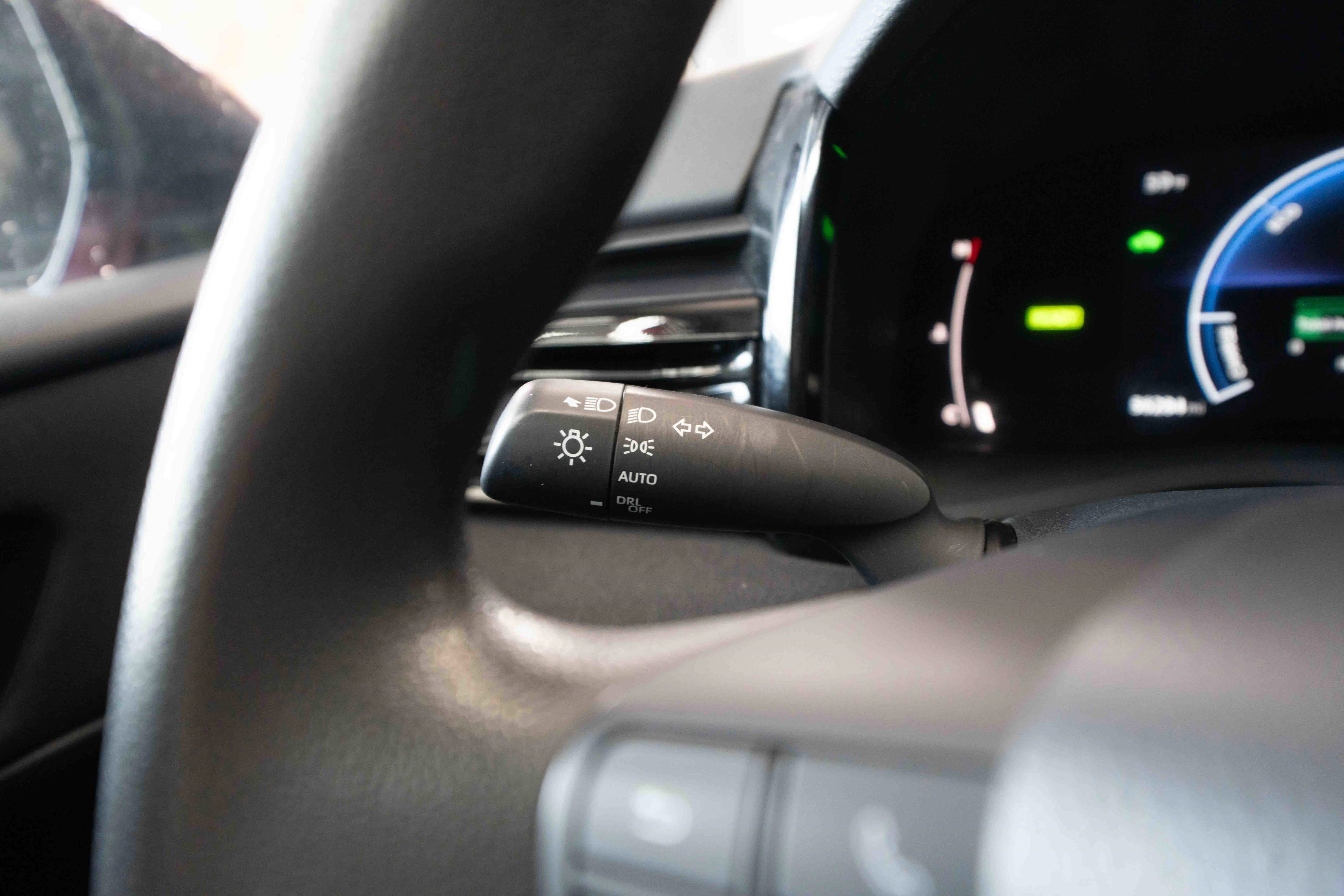 Used 2025 Toyota Camry LE FWD image 13