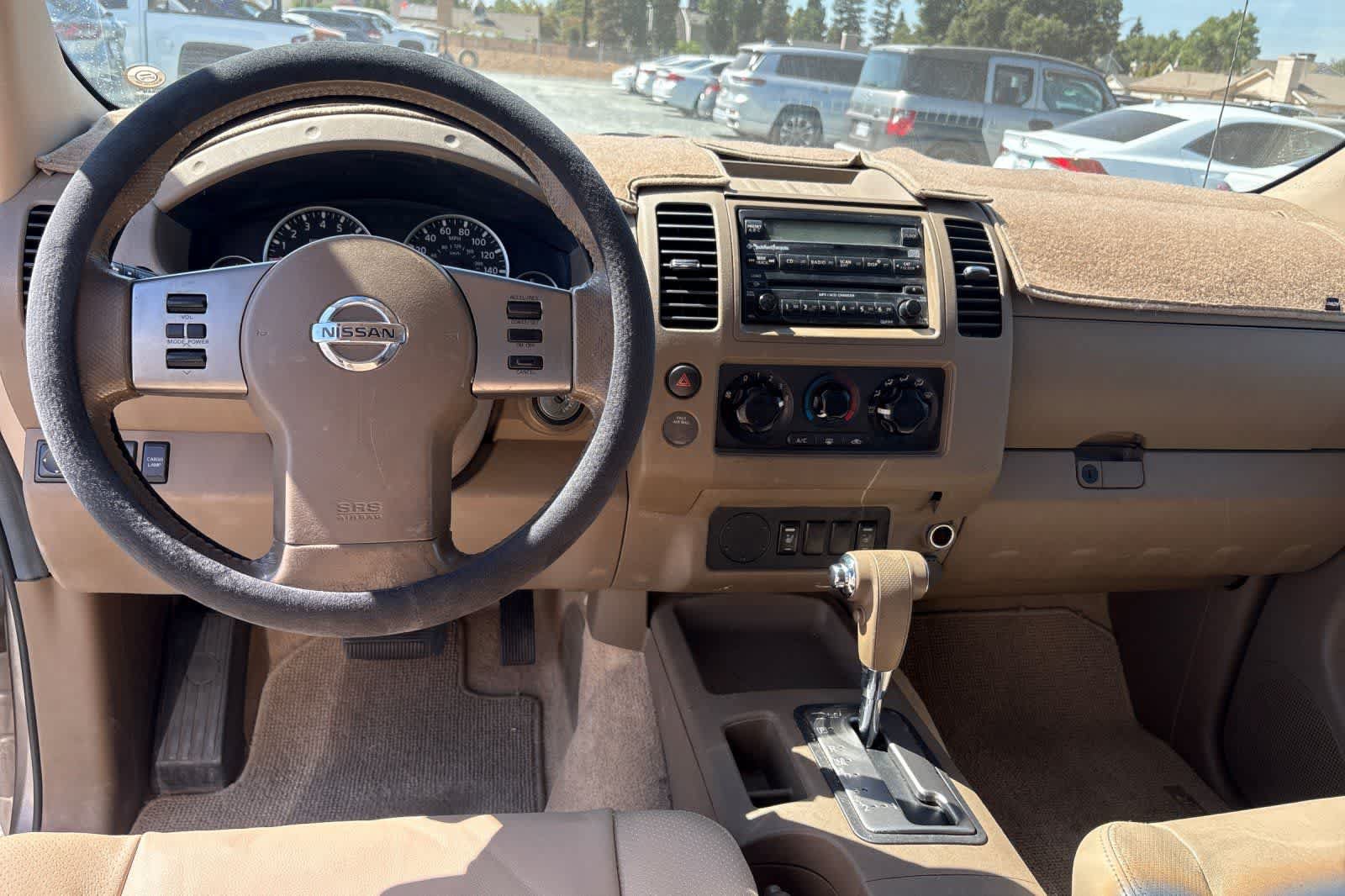 Used 2006 Nissan Frontier LE w/ (X01) Leather Pkg RWD image 4