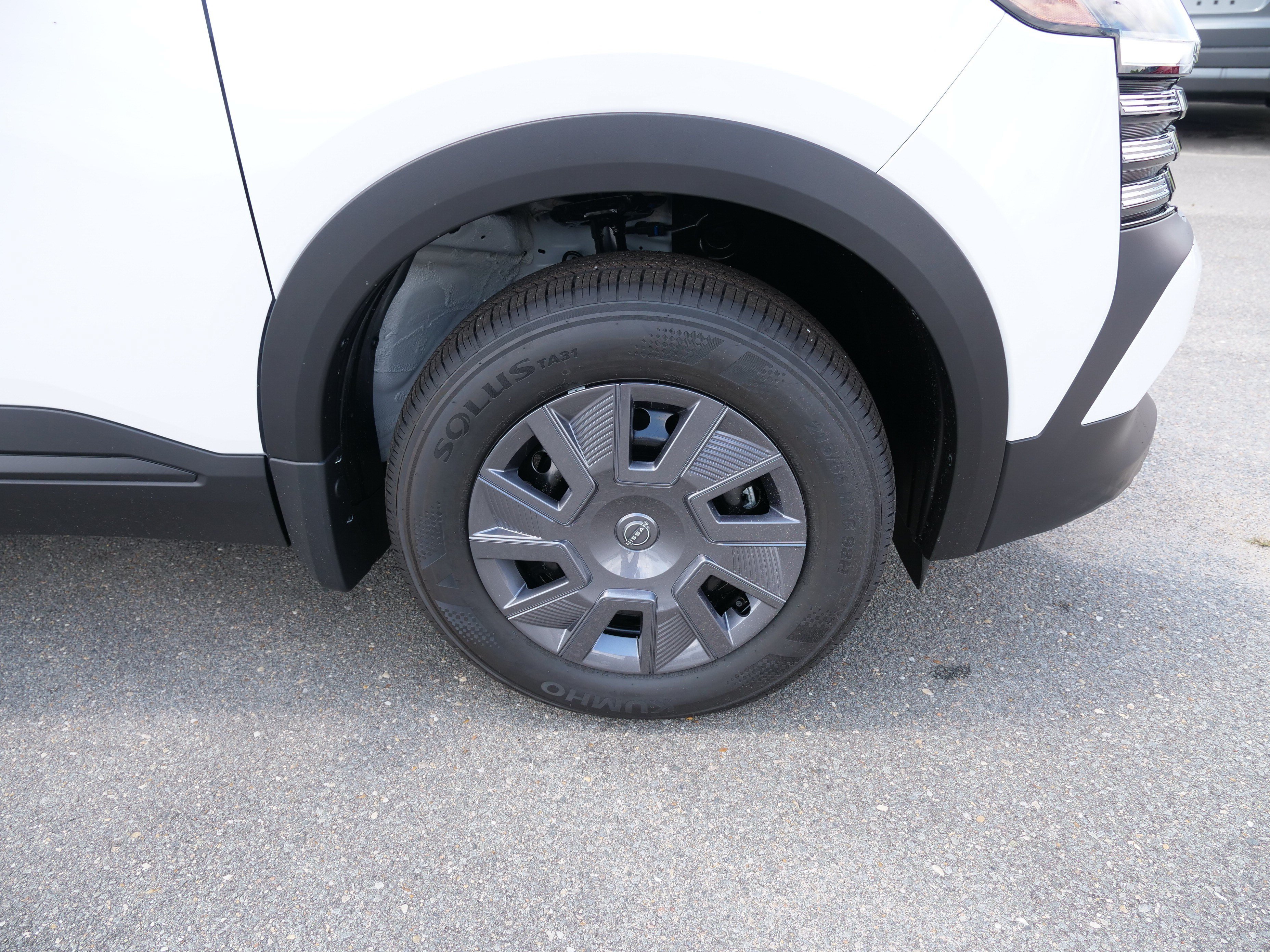 New 2026 Nissan Kicks S AWD/4WD image 10