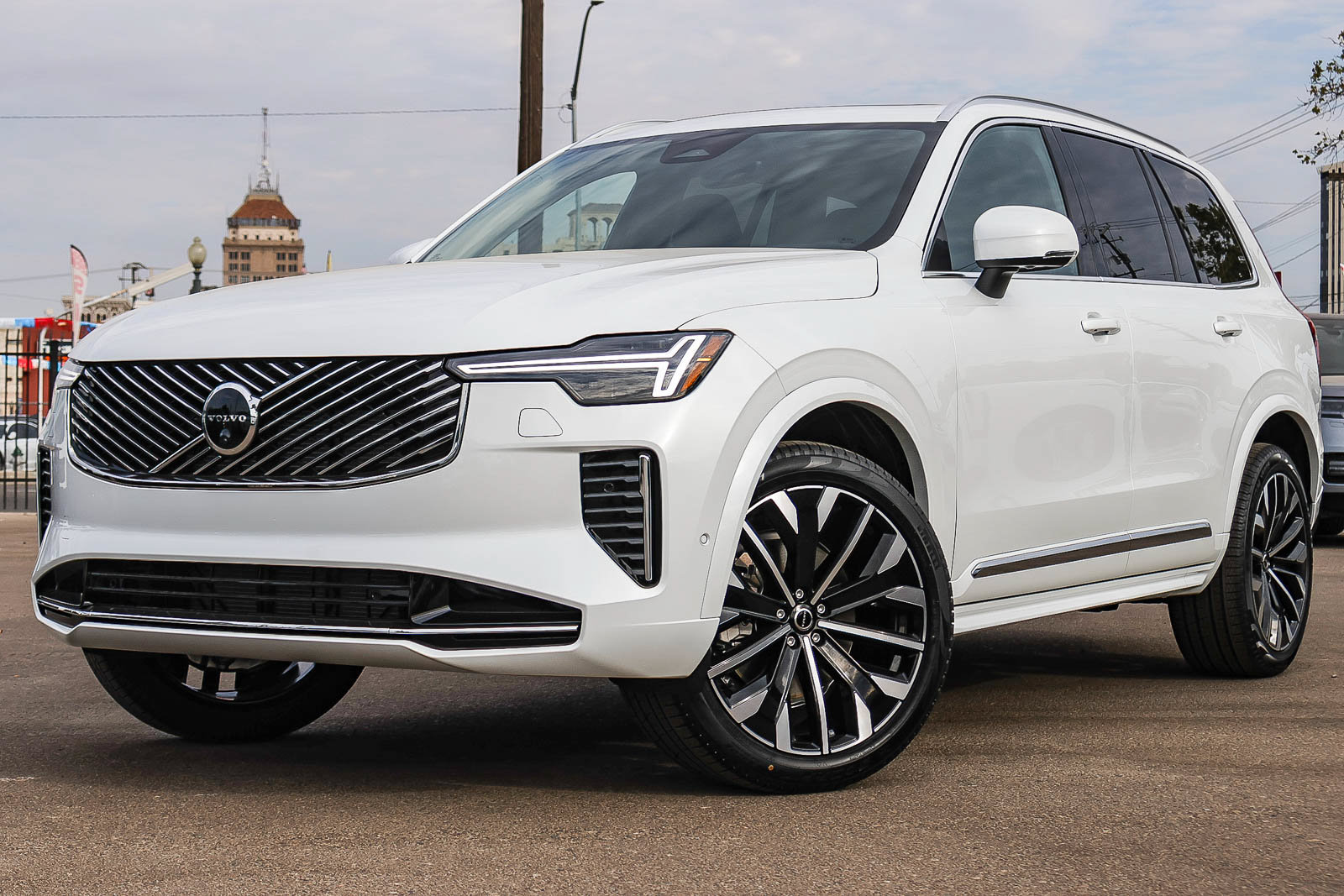 New 2027 Volvo XC90 B6 Plus