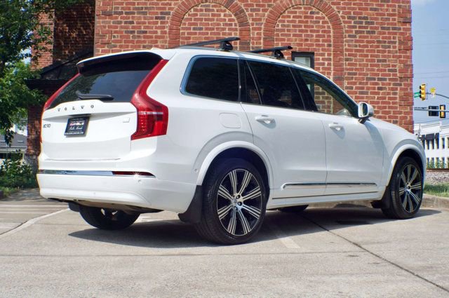 Used 2023 Volvo XC90 T8 Ultimate AWD/4WD image 5