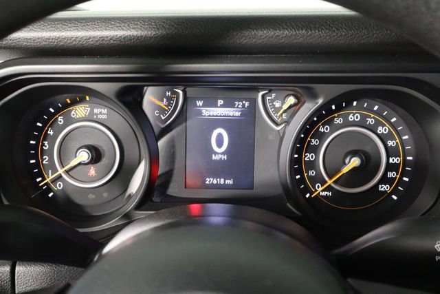 Used 2025 Jeep Wrangler Sport image 11
