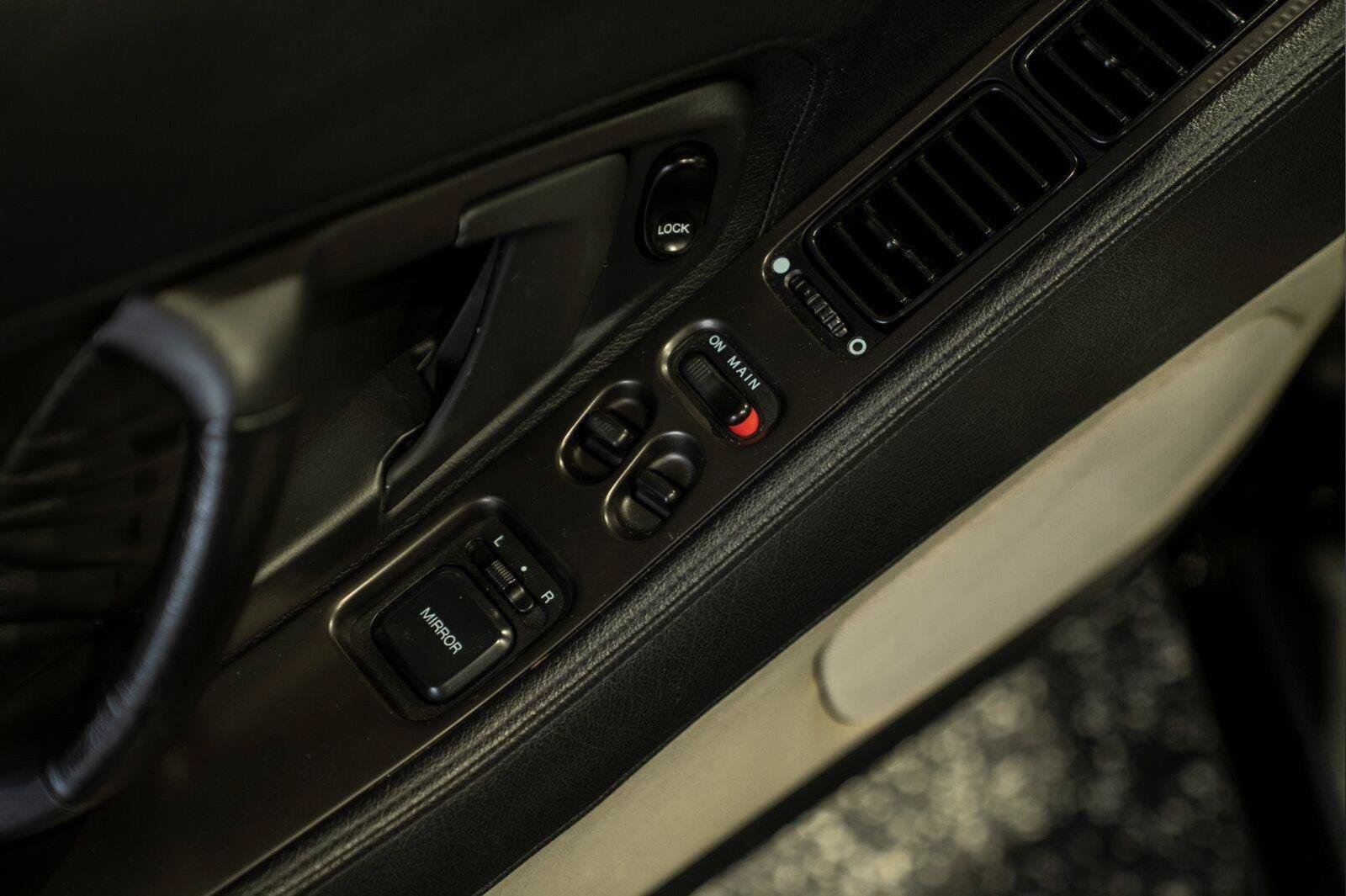 Used 1991 Acura NSX RWD image 88
