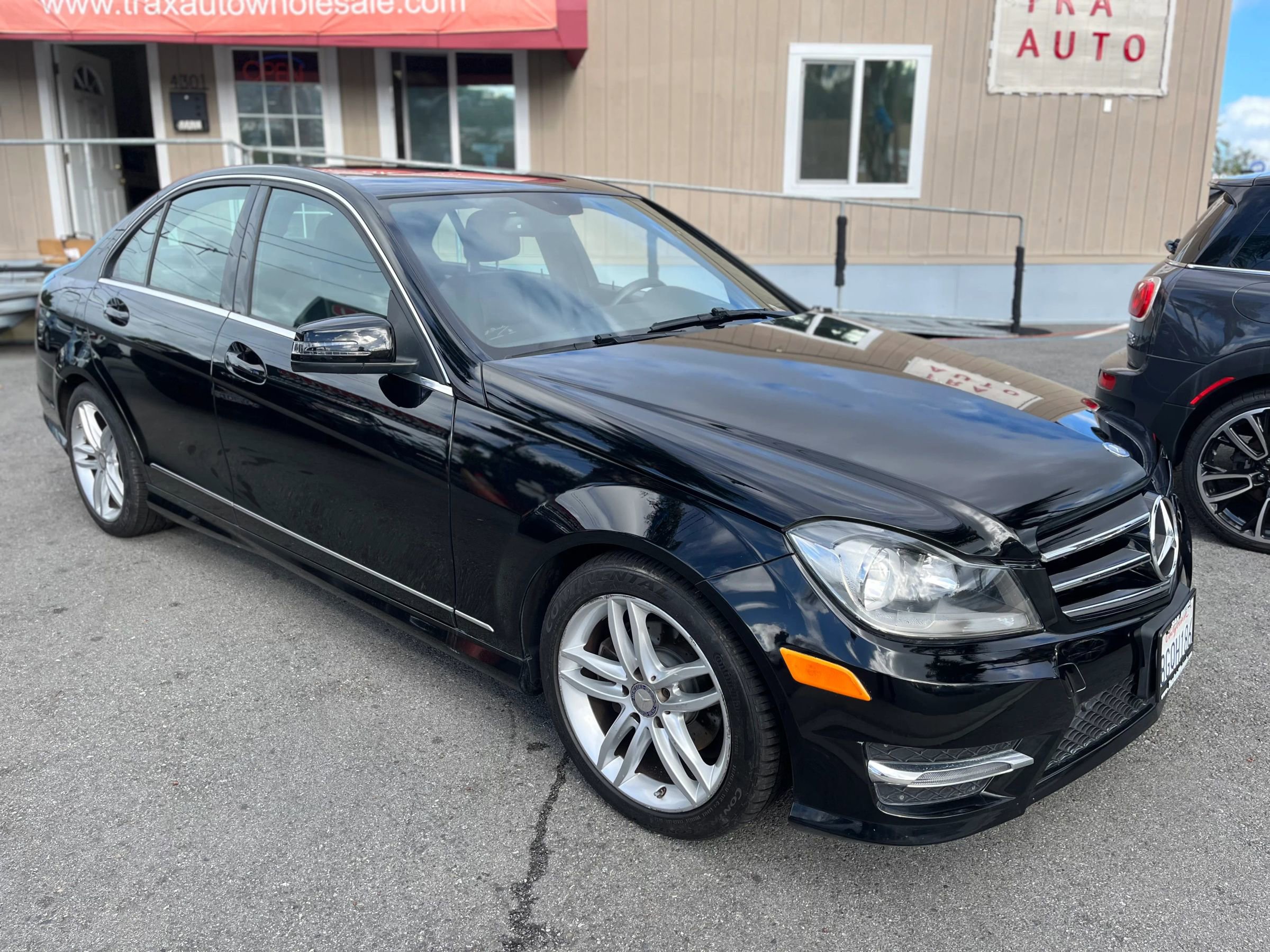 Used 2014 Mercedes-Benz C 250 Sedan image 1