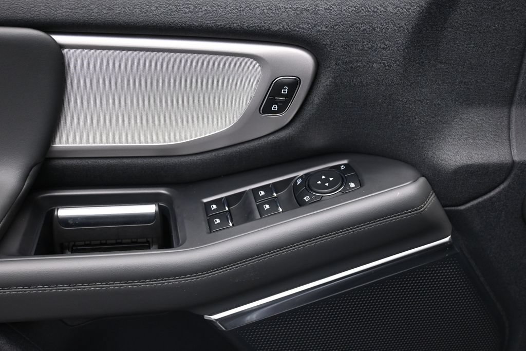 New 2026 Ford Expedition Active RWD image 13