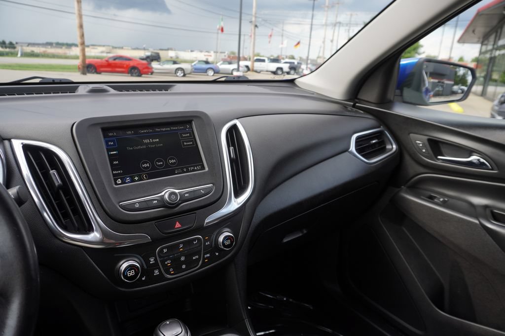 Used 2019 Chevrolet Equinox LT AWD/4WD image 18
