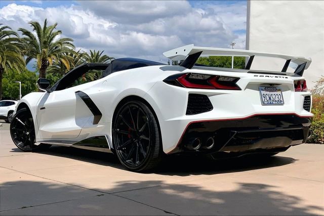Used 2022 Chevrolet Corvette Stingray Preferred Conv w/ Z51 Performance Package RWD image 9
